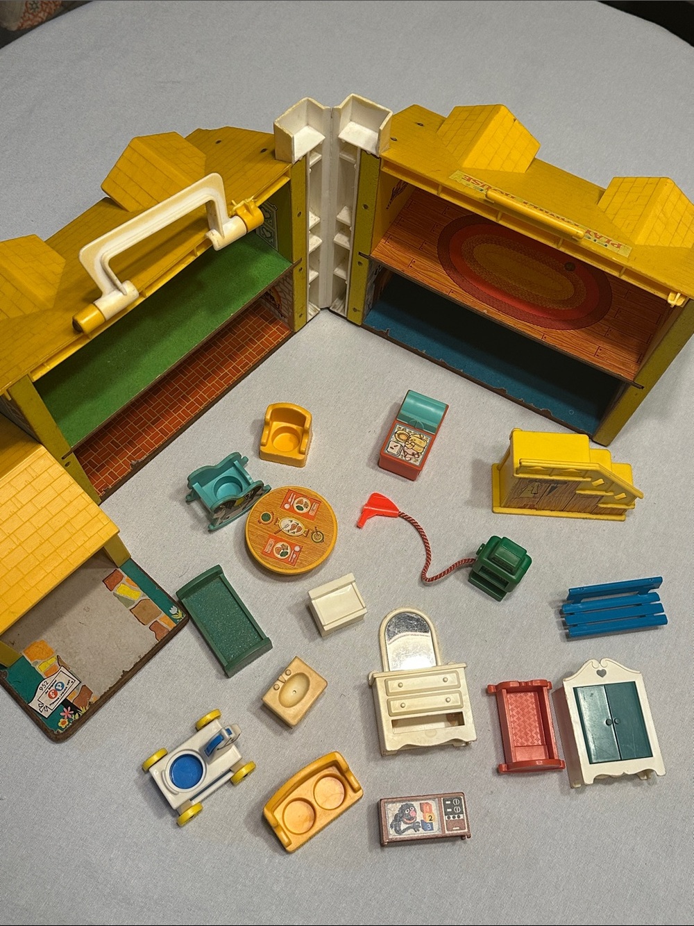 Fisher-Price 1969 Model 952 Little People Play Family House with Furniture